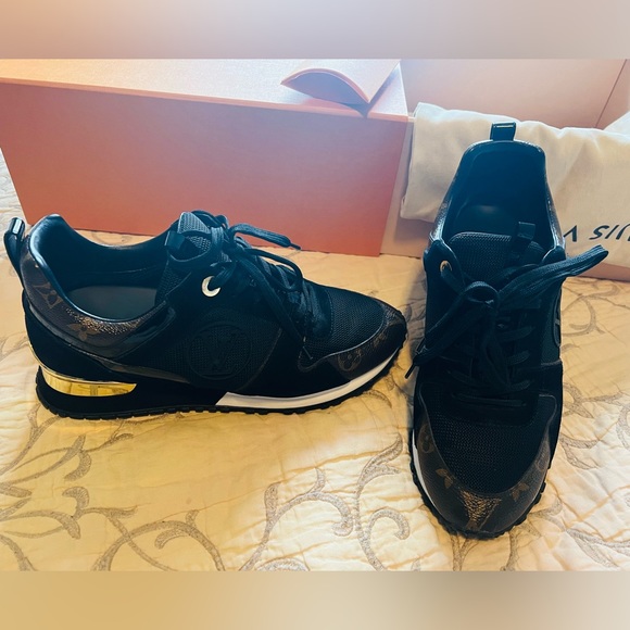 Authentic Louis Vuitton Run Away Sneaker - Picture 3 of 8